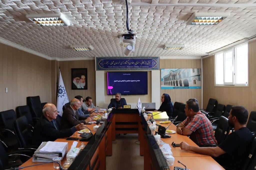             بررسی مشکل اتحادیه آهن فروشان در حوزه مالیات