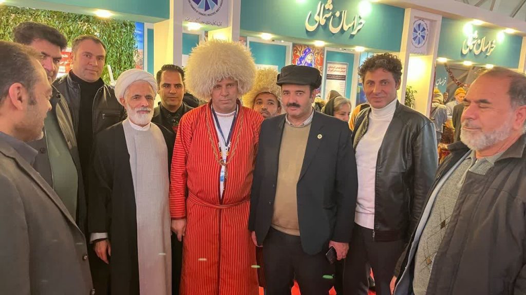 حضور کمیسیون گردشگری اتاق بازرگانی بجنورد با همکاری اداره کل میراث فرهنگی، گردشگری و صنایع‌دستی استان در هجدهمین دوره نمایشگاه بین‌المللی گردشگری و صنایع وابسته در محل دایمی نمایشگاه‌های بین‌المللی تهران (۲۳ لغایت ۲۶ بهمن ۱۴۰۳)