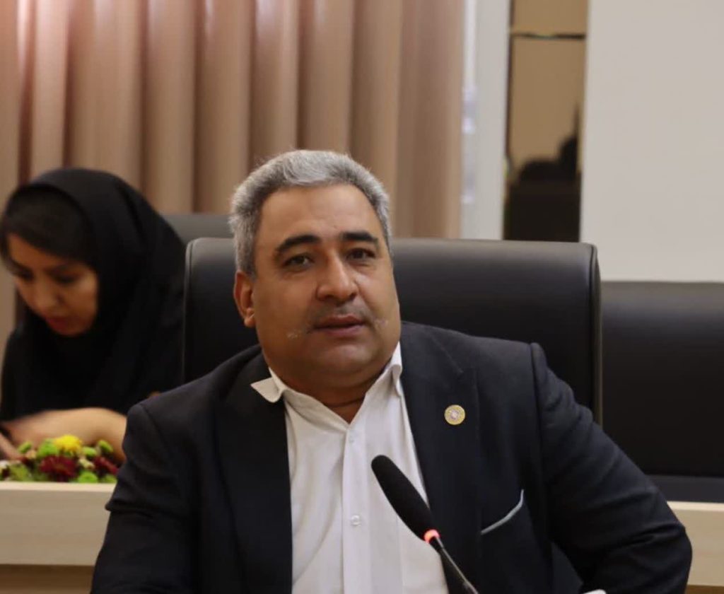 قطع برق و مشکلات ارزی، صنعت استان را با بحران مواجه کرده است